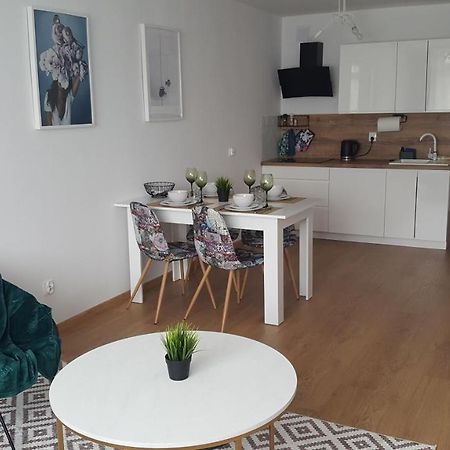 Apartament Szmaragdowy Zakatek Kolobrzeg Dış mekan fotoğraf
